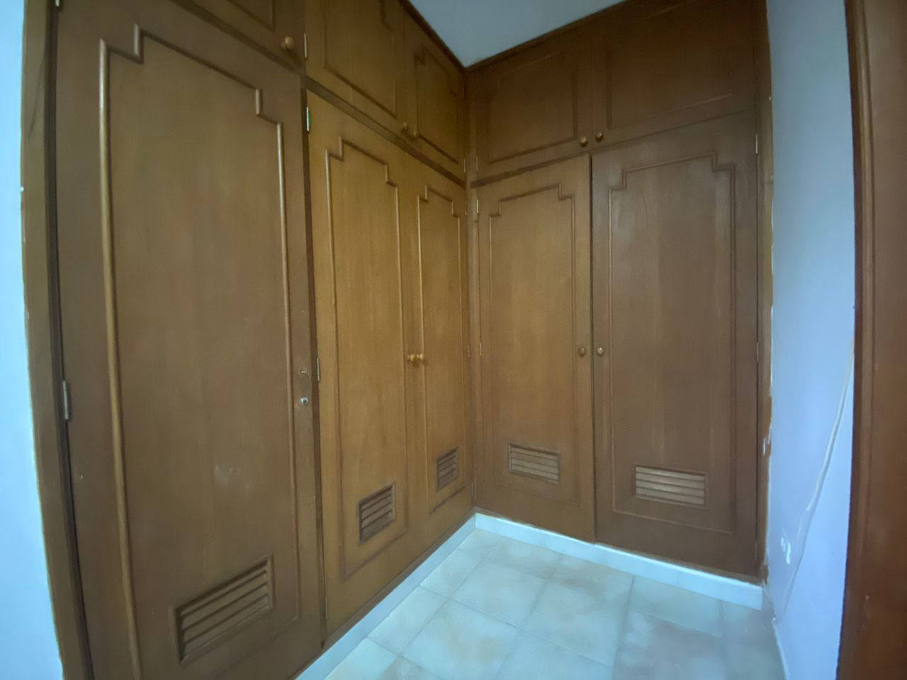 Будинок, 7535 м², 110 000$ — FAKTOR